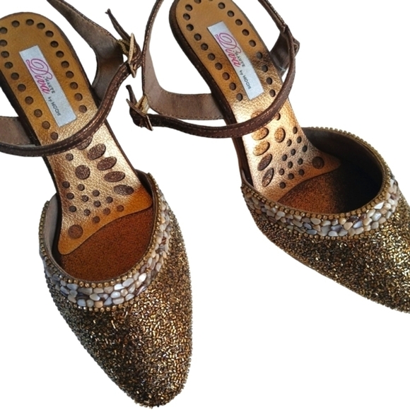VINTAGE Haute Diva mochi Heels Sandals Slingback Golden Embellished Size 6 Re… - Picture 2 of 16